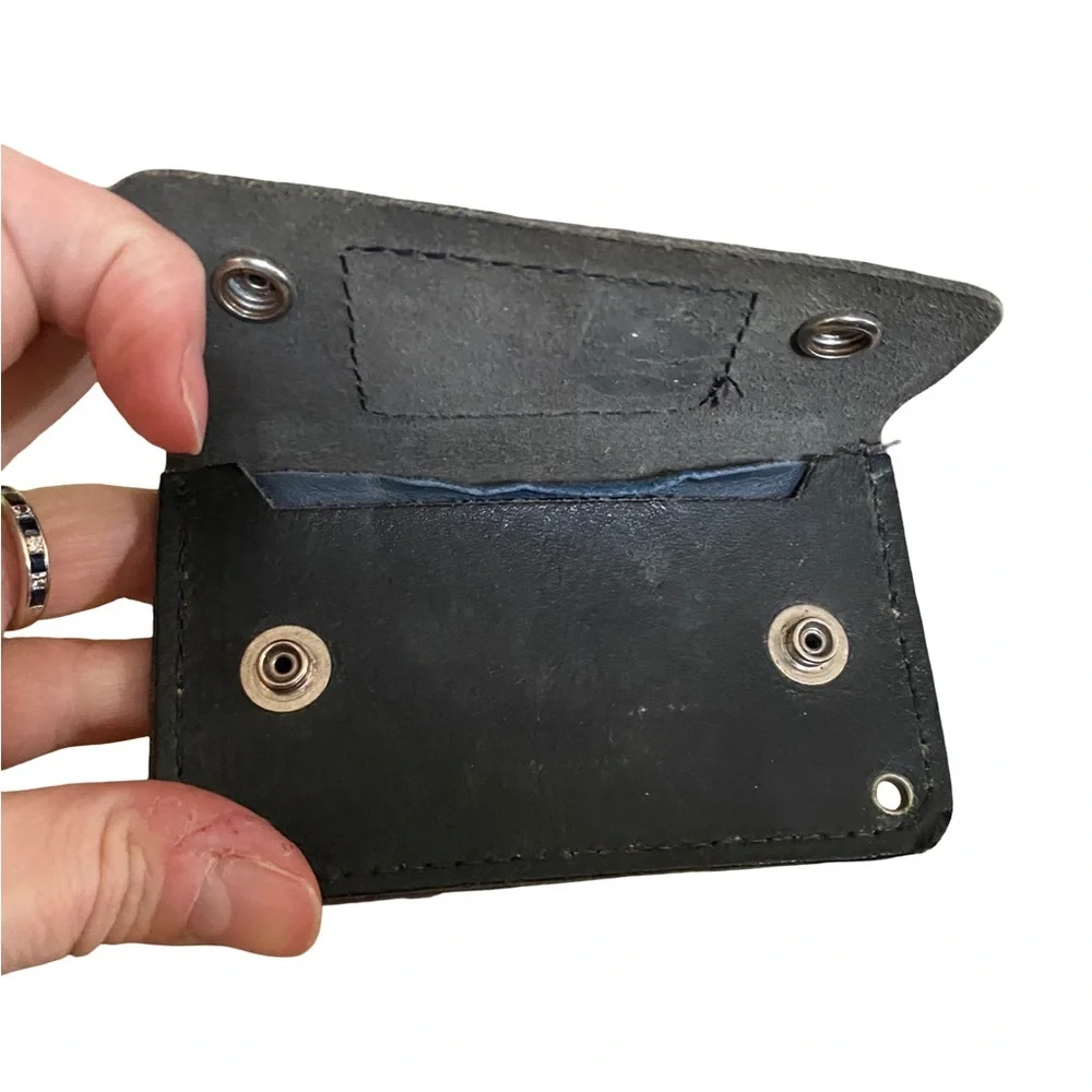 Vintage Style‎ Leather Chain Wallet W/Embossed Deer
